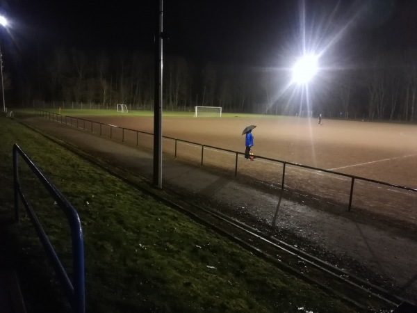 Sportplatz Marienbaum - Xanten-Marienbaum