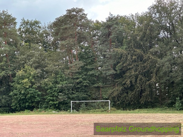 Sportplatz Am Kiefernkopf - Ramstein-Miesenbach