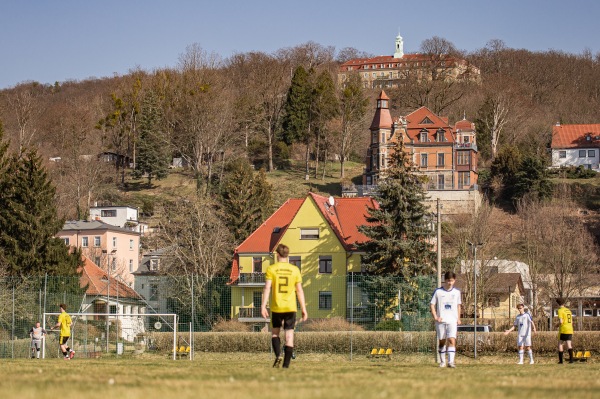 Sportanlage an der Elbe - Dresden-Wachwitz