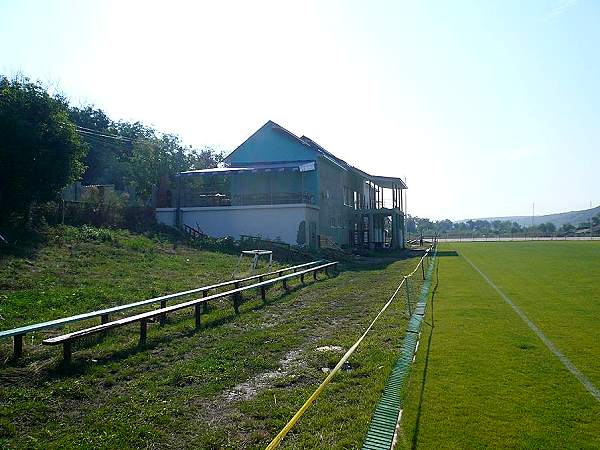 Stadionul Sătesc - Suruceni