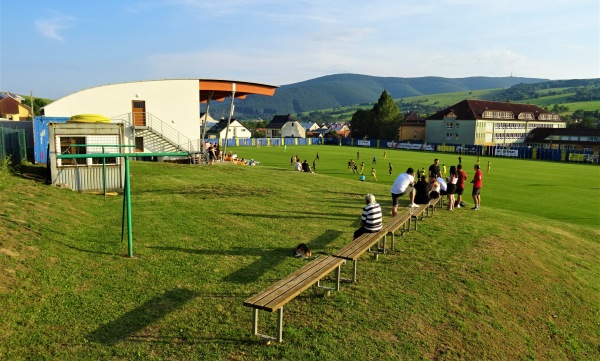 Stadion na Zelničkách - Strání