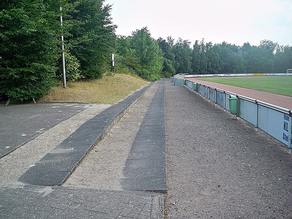 Falken-Stadion - Steinfeld (Oldenburg)