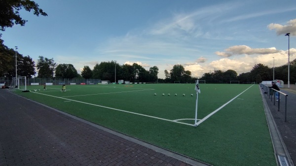 Johann-Dahmen-Sportanlage Platz 2 - Neuss-Holzheim