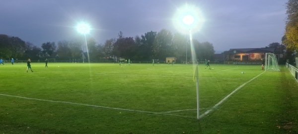 Sportplatz im Schulweg - Ehingen-Beyerberg