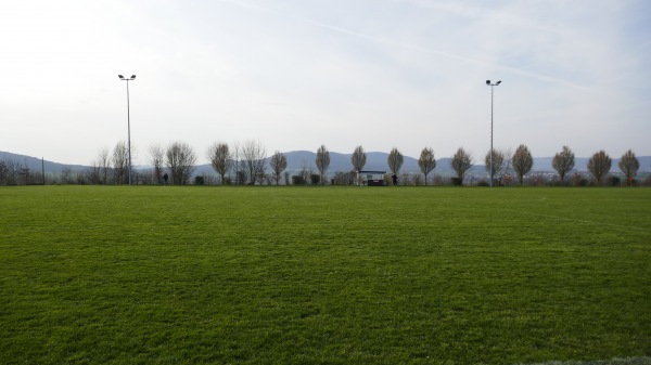 Sportplatz an der Autobahn - Gudensberg-Dissen