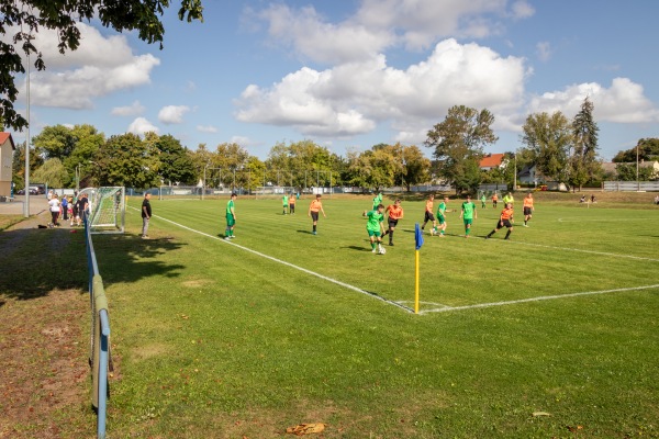 Sportplatz am Elbufer - Nünchritz