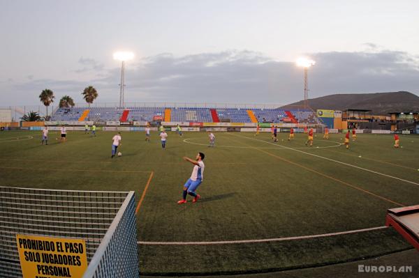 Campo de Fútbol La Palmera - San Isidro, Tenerife, CN