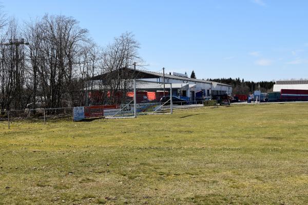 Sportplatz Am Senneberg - Nisterau-Pfuhl