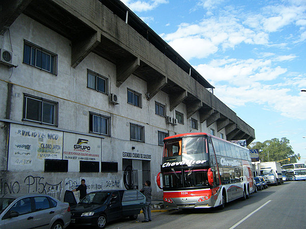 Estadio Ciudad de Caseros - Caseros, BA