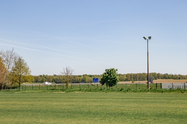 Sportplatz an der A14 2 - Parthenstein-Klinga
