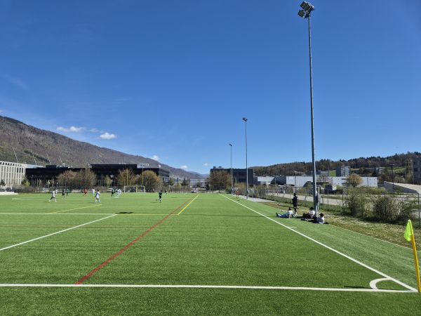 Sportanlagen Längfeld 2 Nebenplatz - Biel/Bienne