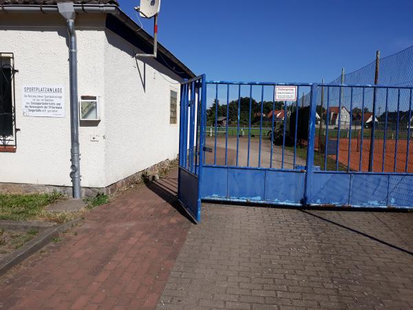 Friedrich-Ludwig-Jahn-Sportplatz - Tangerhütte