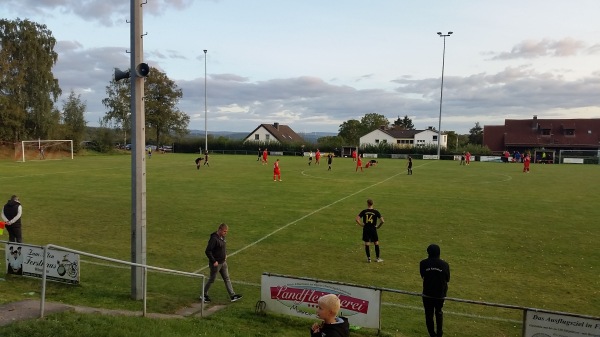 Sportplatz Holzhausen - Immenhausen-Holzhausen