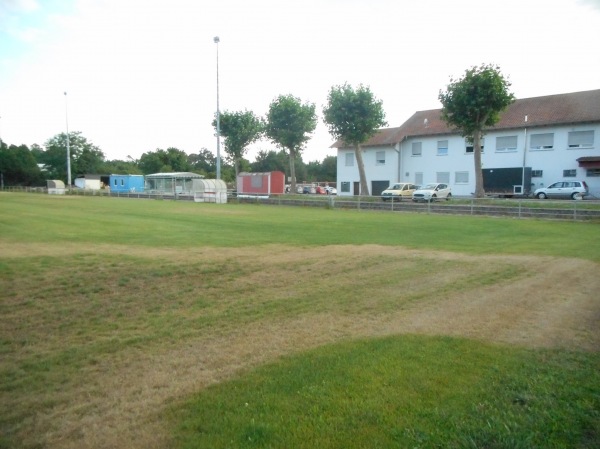 Sportanlage Oberwald Platz 2 - Lingenfeld