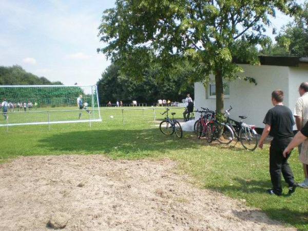 Sportplatz Im Bruch - Borgentreich-Lütgeneder