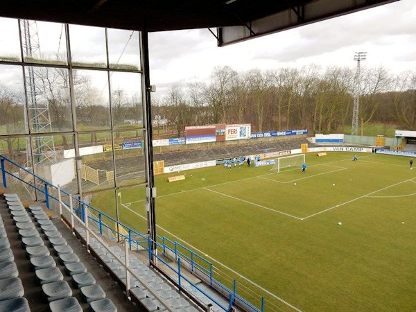 Gemeentelijk Parkstadion - Boom