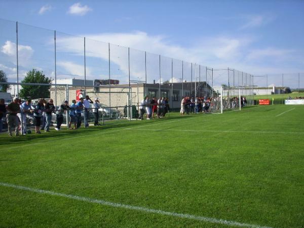 Sportplatz Moos - Urtenen-Schönbühl