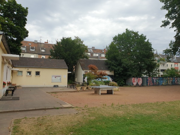 Bezirkssportanlage Nippes Platz 2 - Köln-Nippes