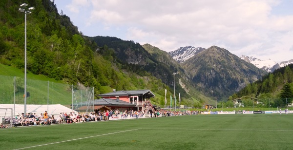Wasserfallstadion - Hüttschlag
