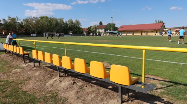 Fotbalové hřiště SK Krumvíř - Krumvíř