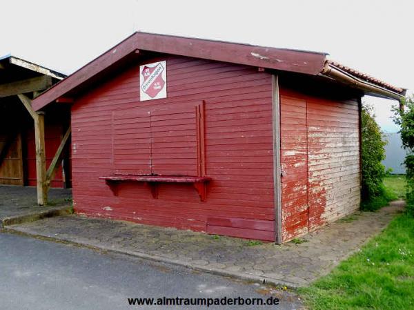 Sonnenbergkampfbahn Nebenplatz - Borchen-Dörenhagen