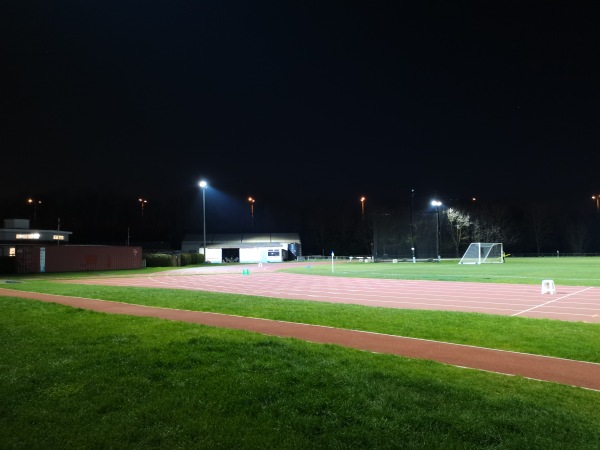 Ashton Playing Fields Athletics Track - Woodford Green, Greater London