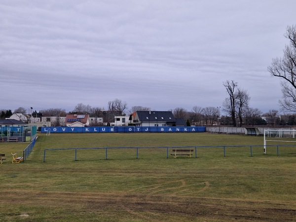 Futbalový štadión Banka - Banka