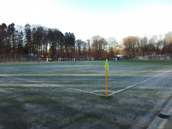 Sportplatz Hummelsbüttel - Hamburg-Hummelsbüttel