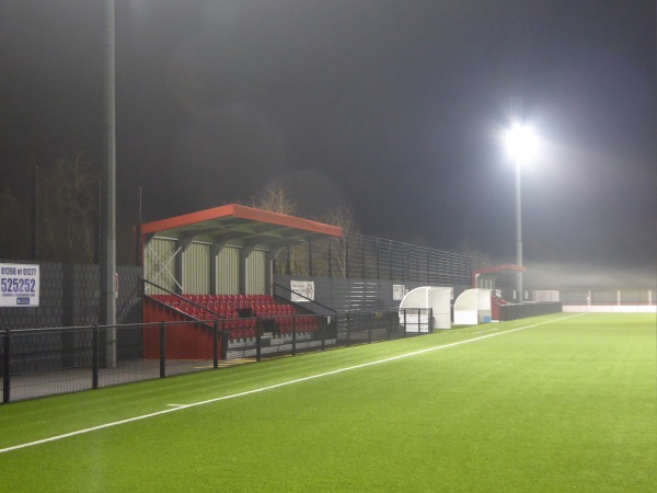 Len Salmon Stadium - Pitsea, Essex