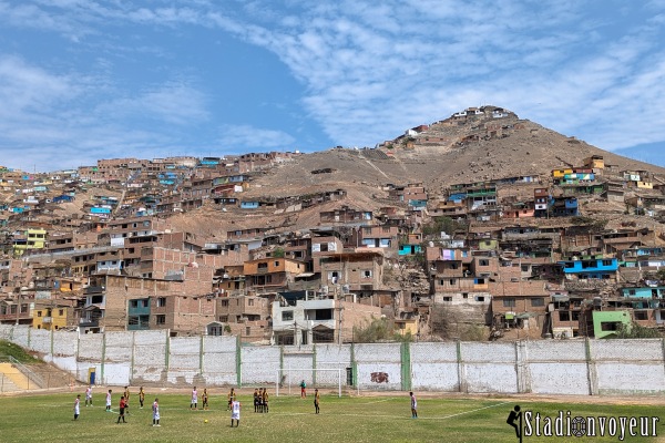 Estadio Daniel Hernani Tovar - Lima