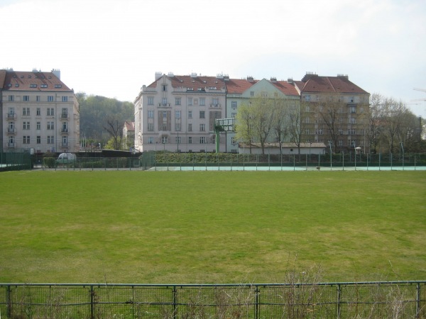 Stadion u železničního mostu - Praha-Smíchov