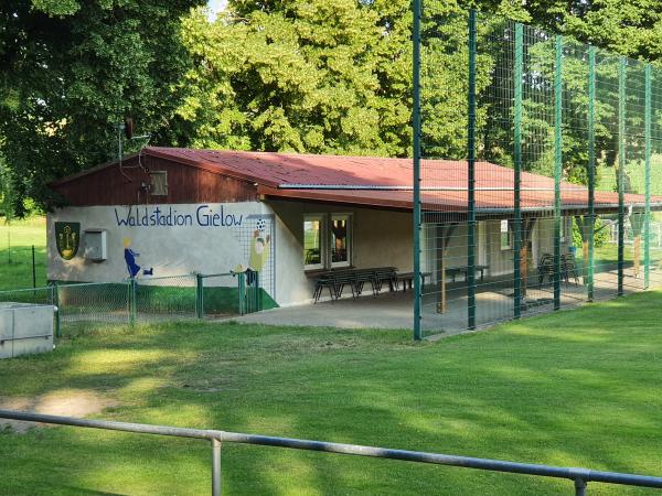 Waldstadion - Gielow