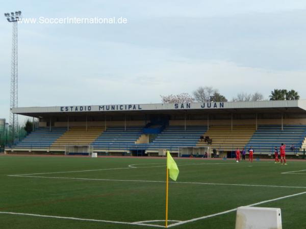 Estadio Primero de Mayo - San Juan de Aznalfarache, AN