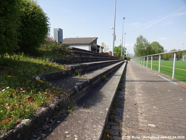 Sportanlage Tennwengert Platz 2 - Fellbach-Oeffingen