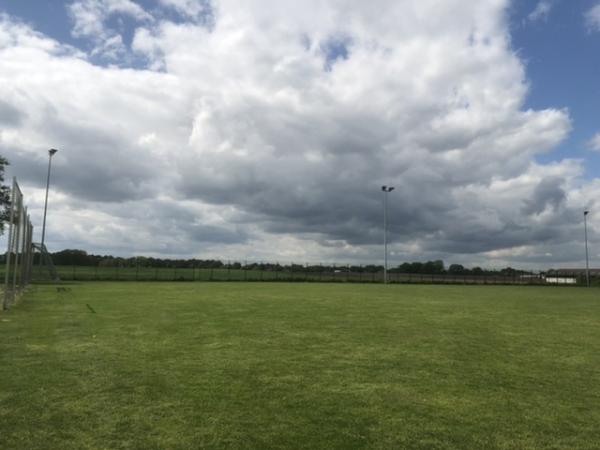 Eichenwaldstadion Nebenplatz - Hövelhof-Espeln