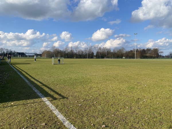 Sportplatz Segelhorst B - Riede