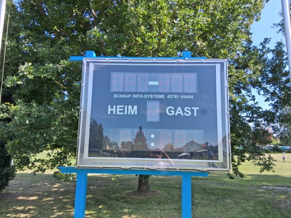 Sportplatz Hafenstraße - Ostseebad Karlshagen