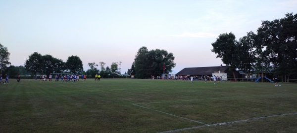 Waldsportplatz - Uetze-Schwüblingsen