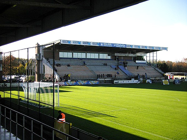 Stadion De Leunen - Geel