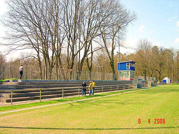 Wildparkstadion Platz 2 - Karlsruhe-Innenstadt-Ost