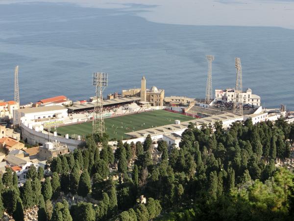 Stade Omar Hamadi de Bologhine - al-Jazā’ir (Algiers)