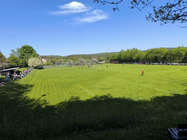 Sportplatz Am Kellerbrunnen - Hausen/Rhön