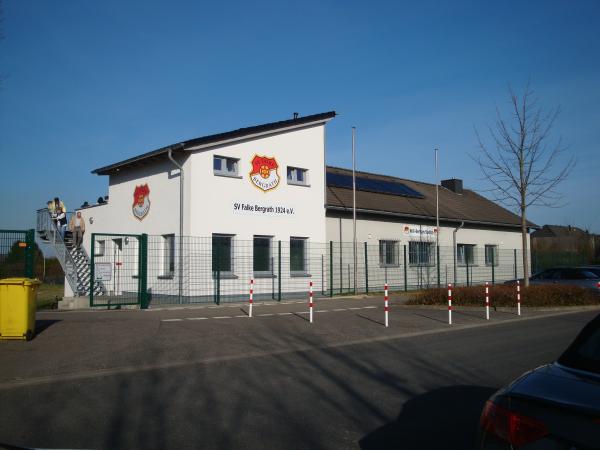 Willi-Bertram-Stadion - Eschweiler-Bergrath