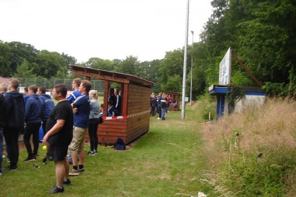 Wald (Park) Stadion - Sehnde