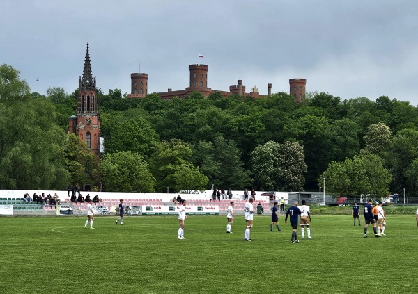 Stadion w Kamieńcu Ząbkowickim - Kamieniec Ząbkowicki