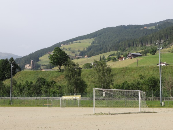 Sportplatz Labnes - Sarntal (Sarentino)