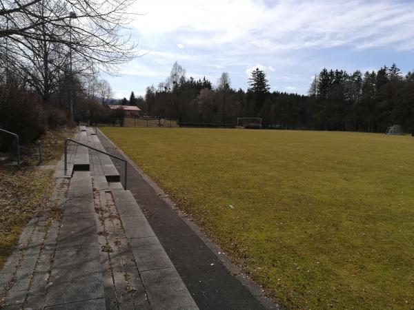 Sportplatz am Bahnhof - Iffeldorf