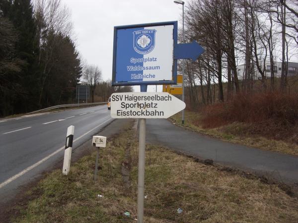 Sportplatz Waldessaum - Haiger-Kalteiche