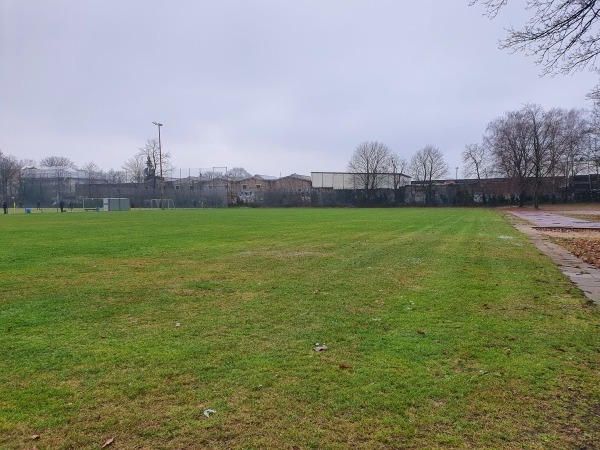 Gustav-Böß-Sportanlage - Berlin-Wedding