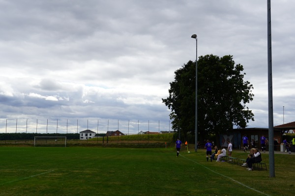 Sportplatz Im Hinterhagen - Lehre-Beienrode